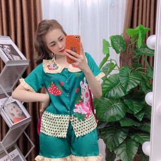 Đồ bộ nữ mặc nhà pijama Satin in thỏ dâu Đùi