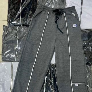 Quần jogger bo gấu viền dạ quang