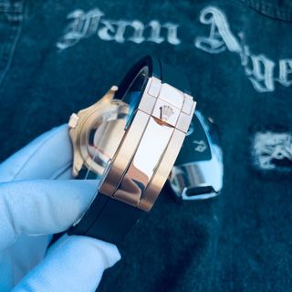 Role.x Yatch Master dây cao su mặt vàng - 780k