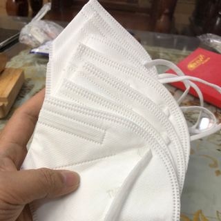 Nón khẩu trang dành cho bé yêu