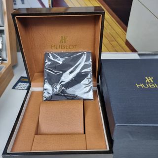 Hublot Box cao cấp - 150k