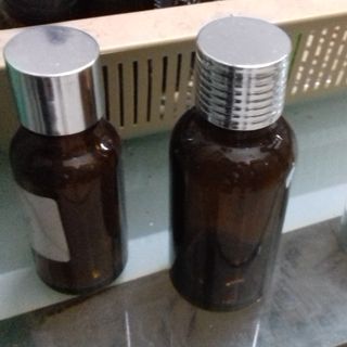 chai tinh dầu vỏ thủy tinh chất lượng cao