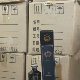 Tinh Dầu Thơm Khách Sạn Màu Đen Thơm Xịn