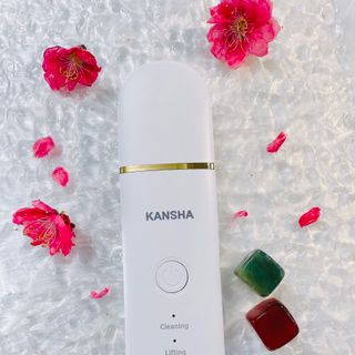 Máy cà da tẩy tế bào chết KANSHA BE06-Sạch sâu-Đánh bay bụi bẩn, mụn ẩn, mụn đầu đen - Rung sóng âm kết hợp ion +/ion -