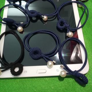 Buộc tóc dễ thương nè