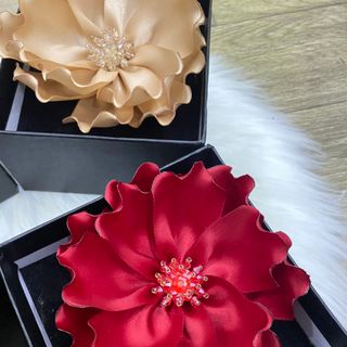 Hoa cài áo xuất Nhật đồng giá 50k