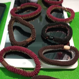 Cột tóc dễ thương đẹp xinh
