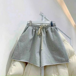 Quần đùi lửng chất da cá 3 size m l xl
