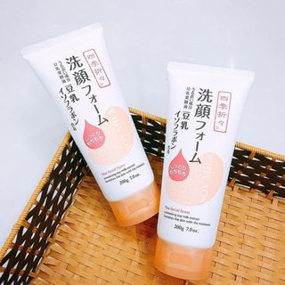 SỮA RỬA MẶT CHIẾT XUẤT ĐẬU NÀNH SOY MILK 200G - KUMANO
