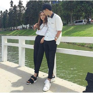 Áo sơ in chữ hàn chất kate mịn kiểu tay lỡ form 50kg đến 68kg