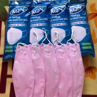 Khẩu trang 4D con cá đủ màu sắc