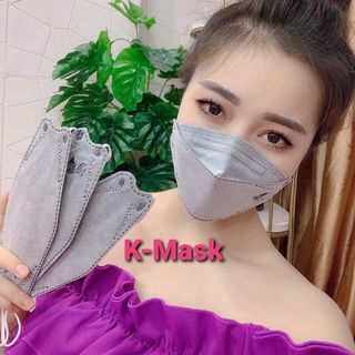 Khẩu trang 4D con cá đủ màu sắc