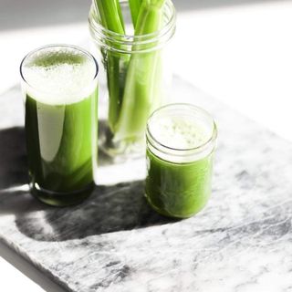 BỘT CẦN TÂY SẤY LẠNH JAN'S
