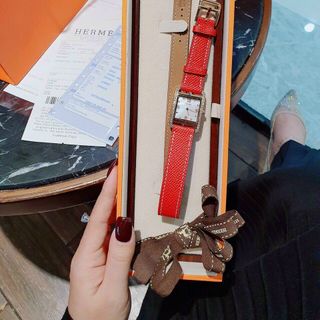 ĐỒNG HỒ HERRMES VUÔNG NỮ CAO CẤP