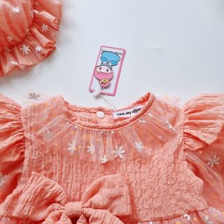 Siêu phẩm body váy tông màu hồng cam cho công chúa của Mẹ