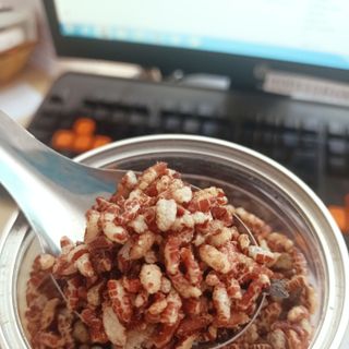 Gạo lứt sấy rong biển