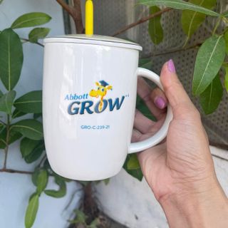 LY SỨ CÓ NẮP THẬT XINH
