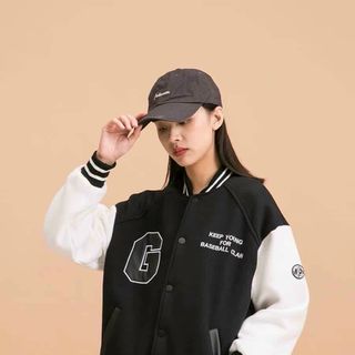 Áo khoác bomber logo in chất thun nỉ mềm mát form dưới 80kg