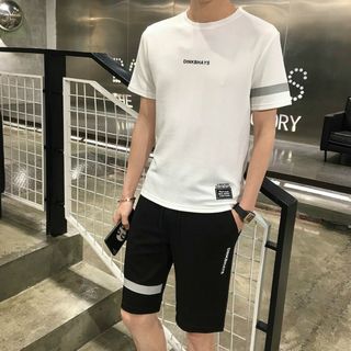 Đồ bộ thể thao chất thun lạnh mịn mát, thấm hút mồ hôi tốt đẹp