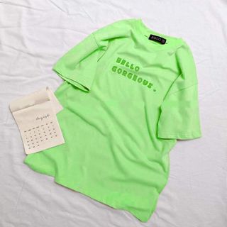 Áo phông nữ form rộng gam màu be sang chảnh dễ mặc tôn da in chữ hello godgeous áo thun cotton cao cấp toàn bộ hình chụp thật