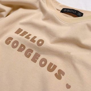 Áo phông nữ form rộng gam màu be sang chảnh dễ mặc tôn da in chữ hello godgeous áo thun cotton cao cấp toàn bộ hình chụp thật