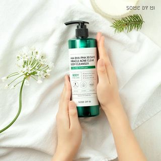 SỮA TẮM TRỊ MỤN LƯNG AHA-BHA-PHA 30 DAY MIRACLE ACNE CLEAR BODY CLEANSER 400G - SOME BY MI