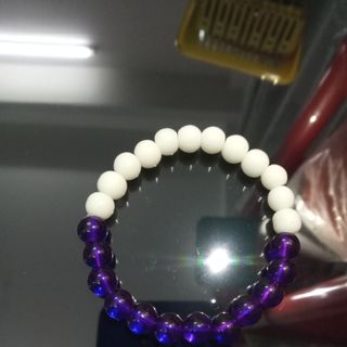 Chuỗi đeo tay mix hai màu rất đẹp