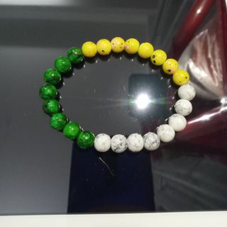 Chuỗi đeo tay mix hai màu rất đẹp