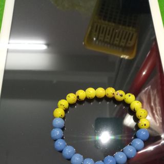 Chuỗi đeo tay mix hai màu rất đẹp