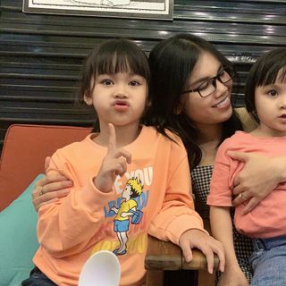 Kem trị Mụn Demejine