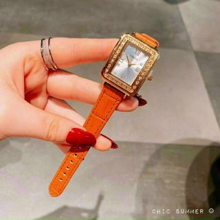 ĐỒNG HỒ GUEESS CHlPU DA NỮ XINH