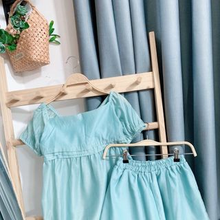 Set babydoll nơ lưng cưng chớt chớt luôn á . Màu iu qá chời nè