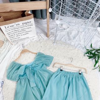 Set babydoll nơ lưng cưng chớt chớt luôn á . Màu iu qá chời nè