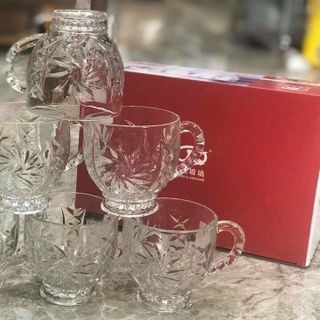Bộ 6 cái ly thủy tinh.