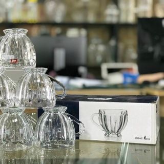 Bộ 6 cái ly thủy tinh.