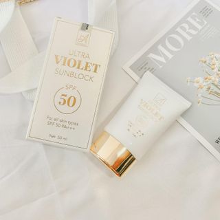 KEM CHỐNG NẮNG VIOLET A COSMETICS