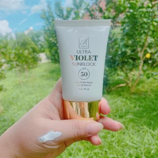 KEM CHỐNG NẮNG VIOLET A COSMETICS
