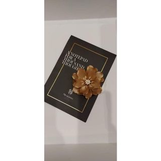 Hoa cài áo hoa hồng leo mẫu 2 (nhiều màu)