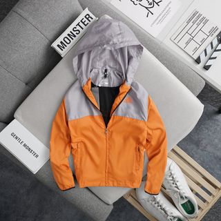 áo khoát thể thao