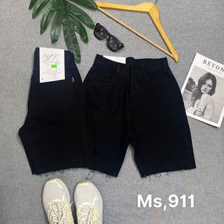 Quần ngố đen trơn không co dãn