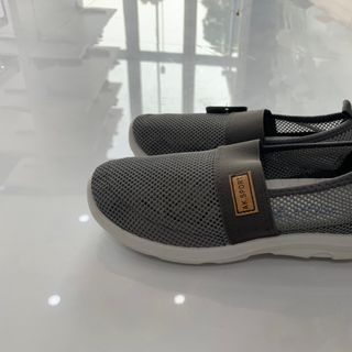 giày nữ anh khoa ,đế ma sát tốt