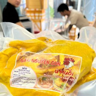 Gà Ri ủ muối nguyên con- loại ngon