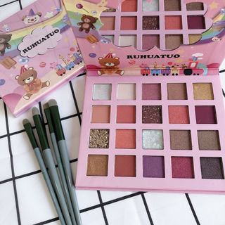 Phấn mắt Ruhuatuo Gấu 20ô