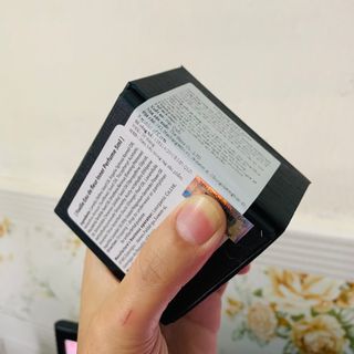 Nước hoa vùng kín Foellie Hàn Quốc màu đen