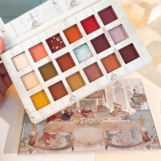 Phấn mắt Vongee Chuột 18ô