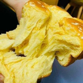 Bánh mỳ hoa cúc Pháp