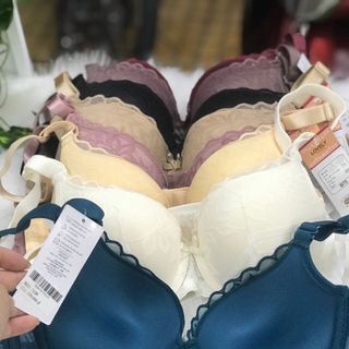 ÁO NGỰC LOVELY 1130 REN MÚT VỪA SIÊU ĐẨY , SIÊU NÂNG TẠO KHE