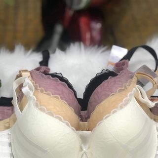 ÁO NGỰC LOVELY 1130 REN MÚT VỪA SIÊU ĐẨY , SIÊU NÂNG TẠO KHE