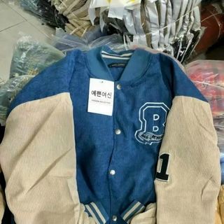 Áo khoác nhung bomber ,logo thêu chữ B bự