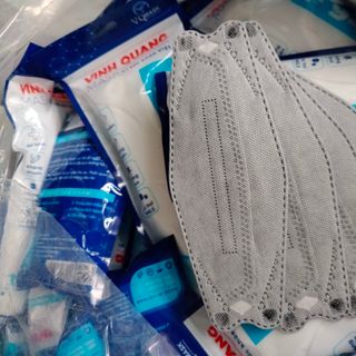 Khẩu trang kf94 kháng khuẩn cao cấp VINH QUANG MASK thùng 300 cái